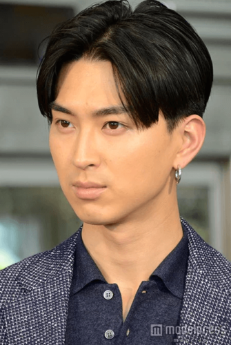 松田翔太の髪型・センターパート＆ツーブロックの作り方や頼み方！後ろは？ | kamihack